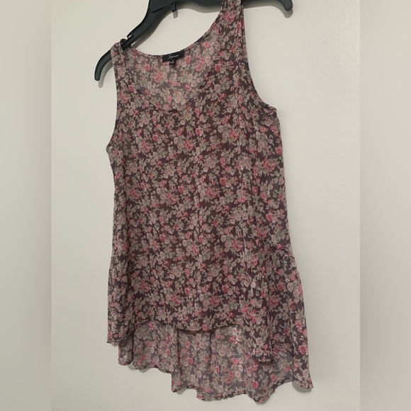 Soprano Woman's Tiny Floral Print
Tank Blouse Size Small - Picture 2 of 5